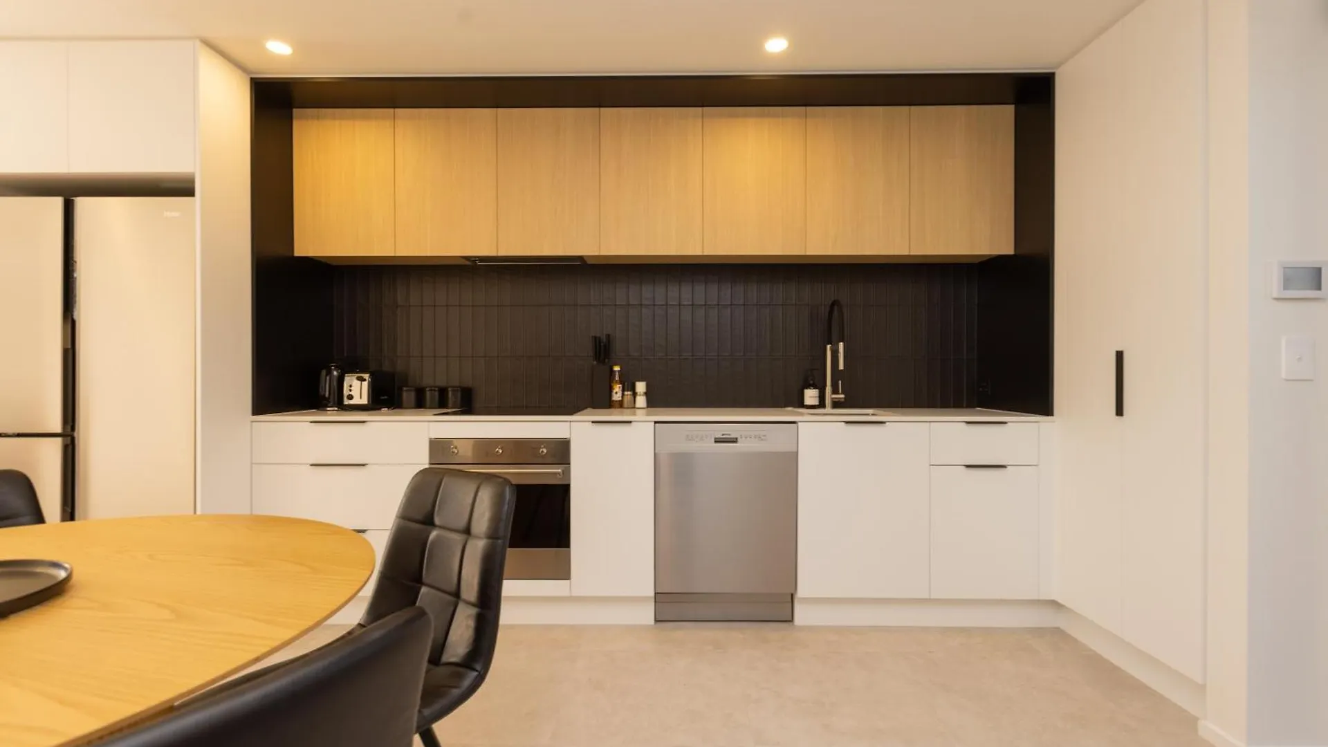شقة Luxury Cbd 2Bed2Bath With Parking Near Parks كريستتشيرش