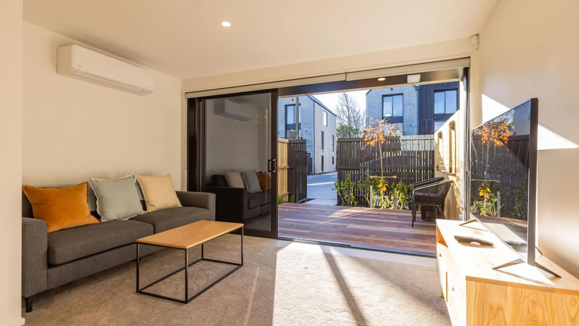 شقة Luxury Cbd 2Bed2Bath With Parking Near Parks كريستتشيرش