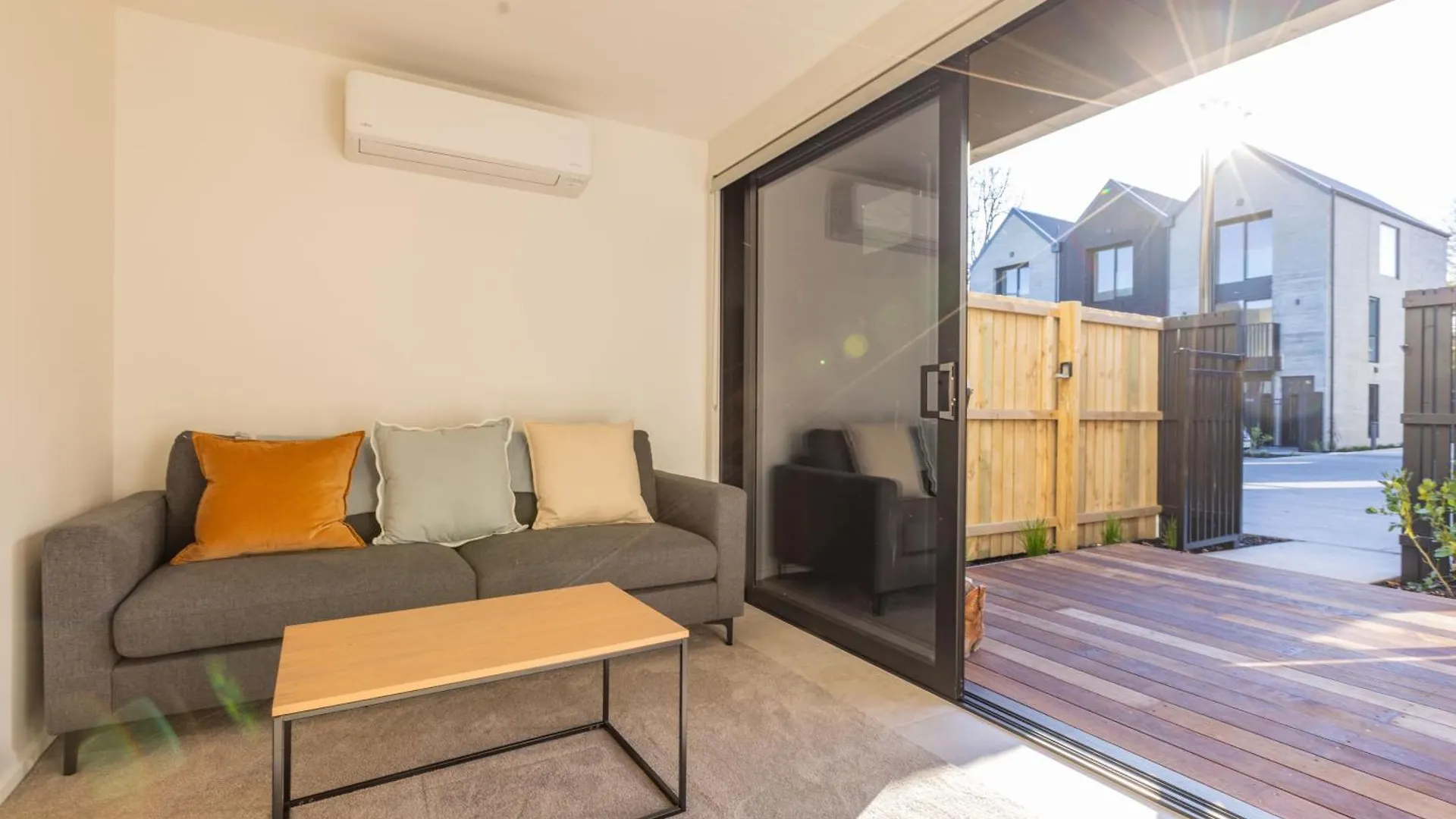 شقة Luxury Cbd 2Bed2Bath With Parking Near Parks كريستتشيرش نيوزيلندا